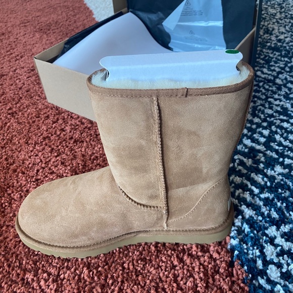 UGG Men’s Classic Short Winter Boot (Brand New)